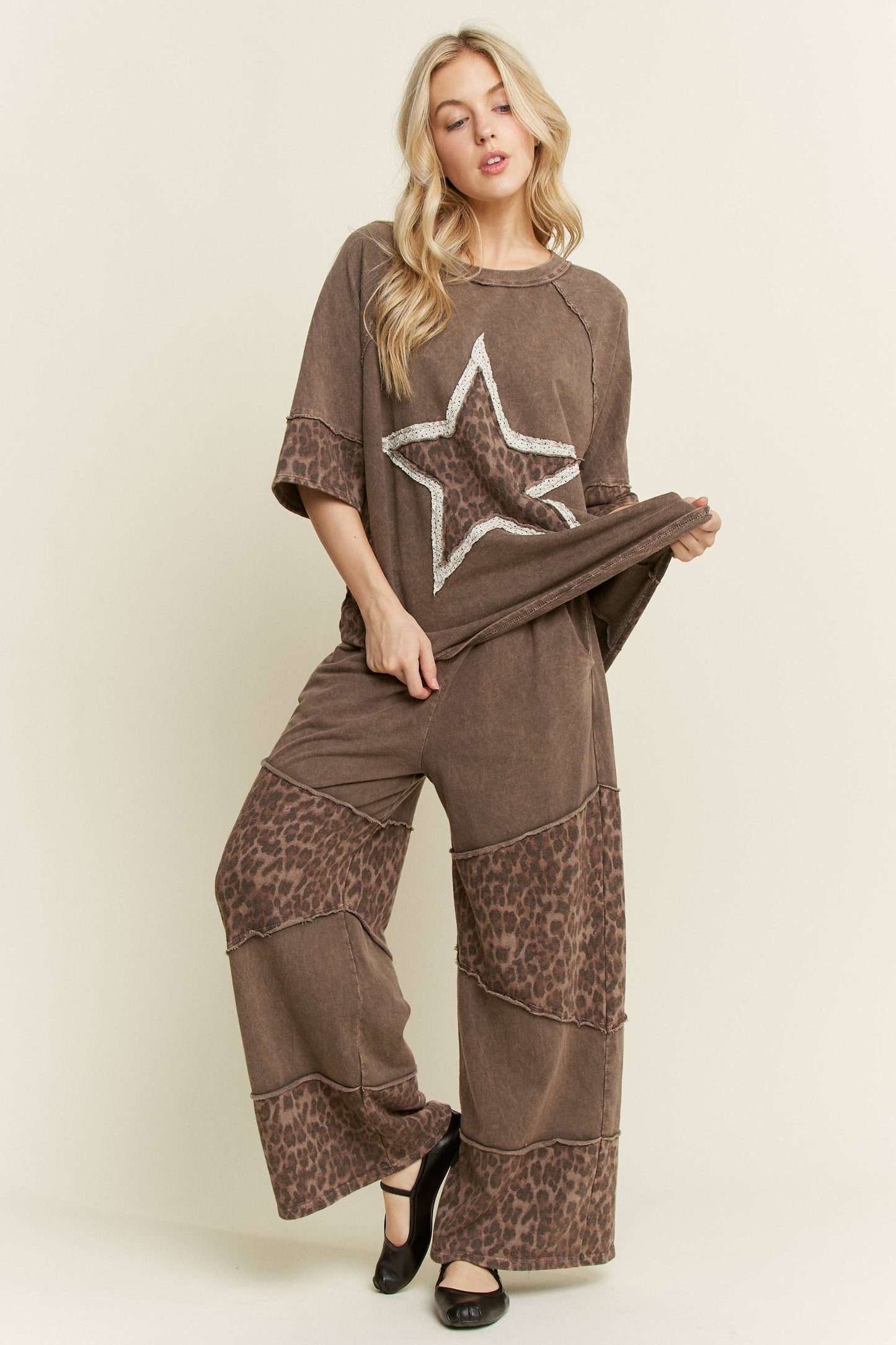 Mineral Washed Leopard Star Halfsleeve top HT6628