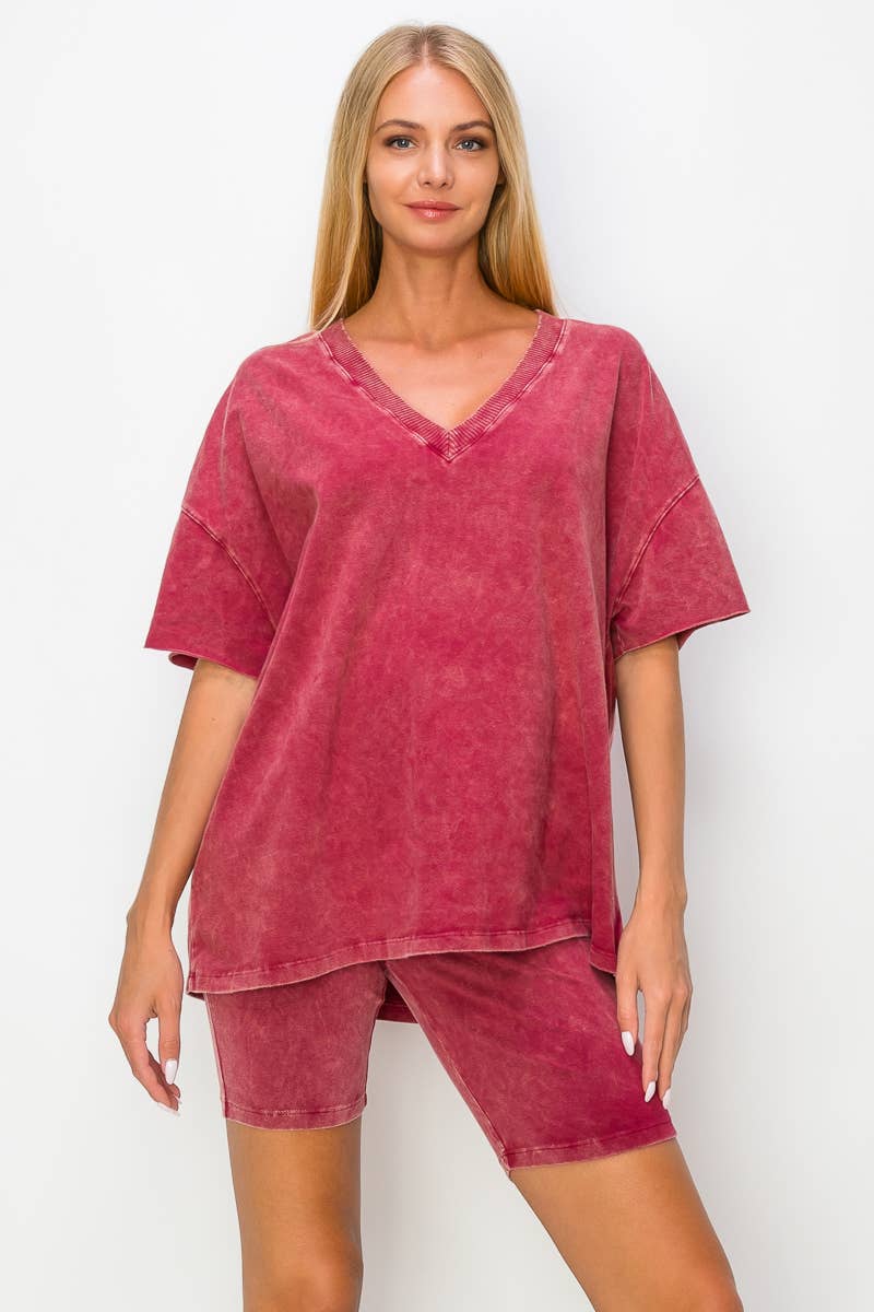 Mineral Wash VNECK everyday Tshirt HT4166