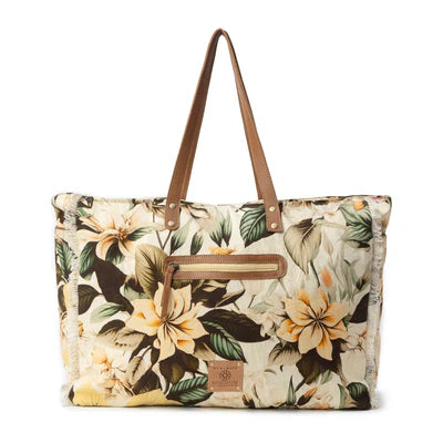 Lovely Florals Weekender Bag in Off White Myra