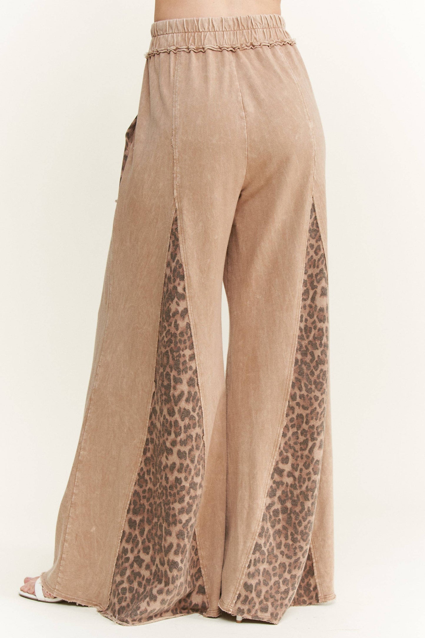 Mineral Washed Leopard Animal Print Flare Pants HP5783P1