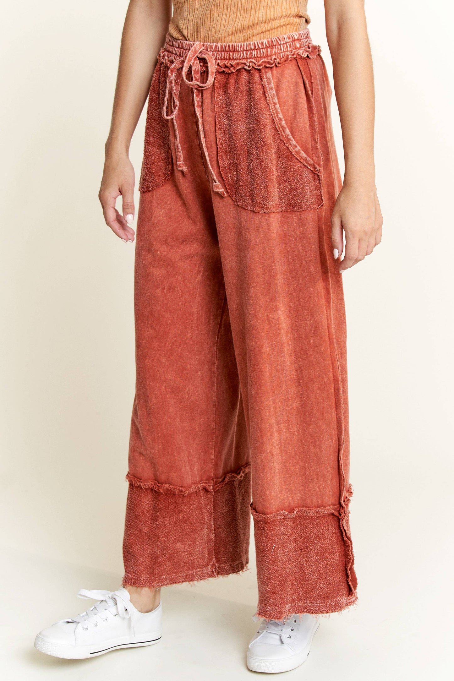 Mineral Wash Wide Pants with raw hem frayed details HP5536