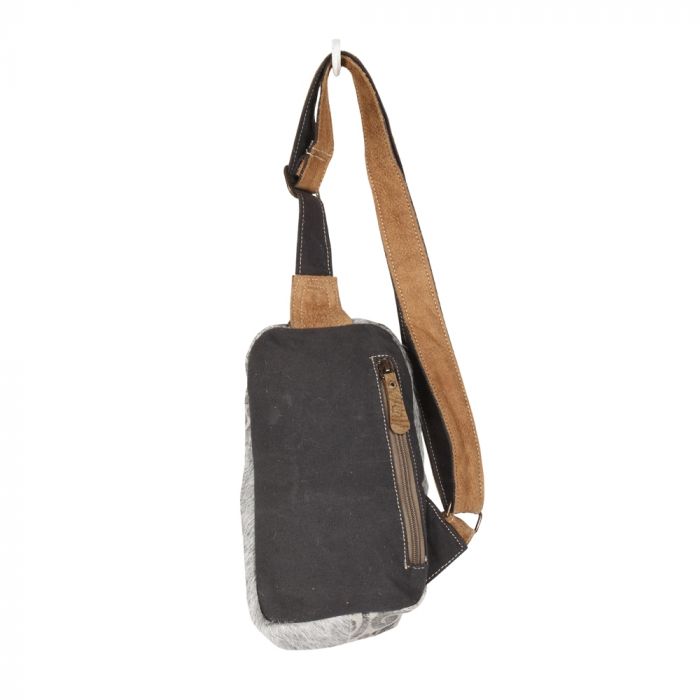 TOP ZIPPER FANNY PACK Myra