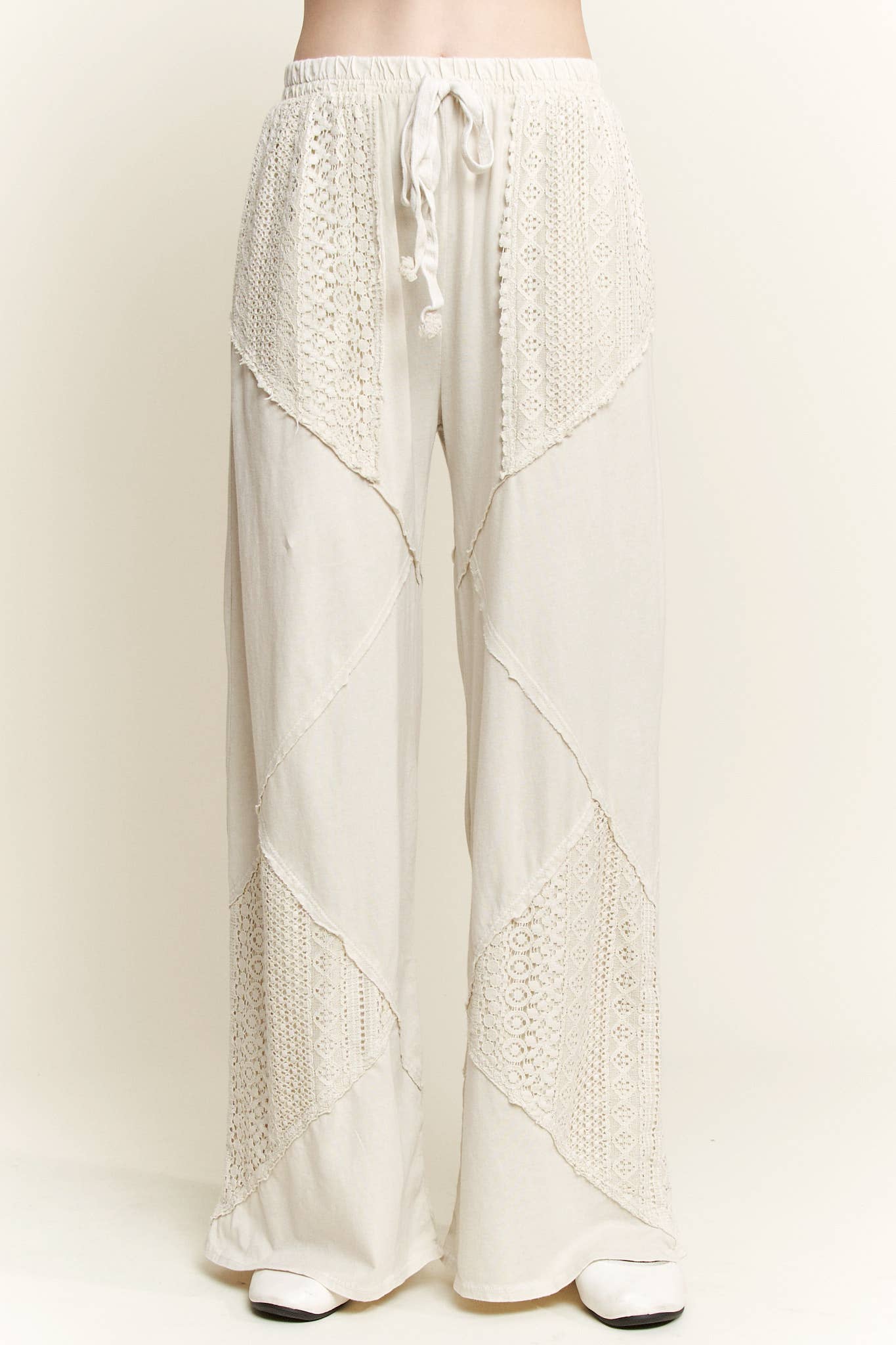Mineral Wash Lace detailed straight leg pants HP6030