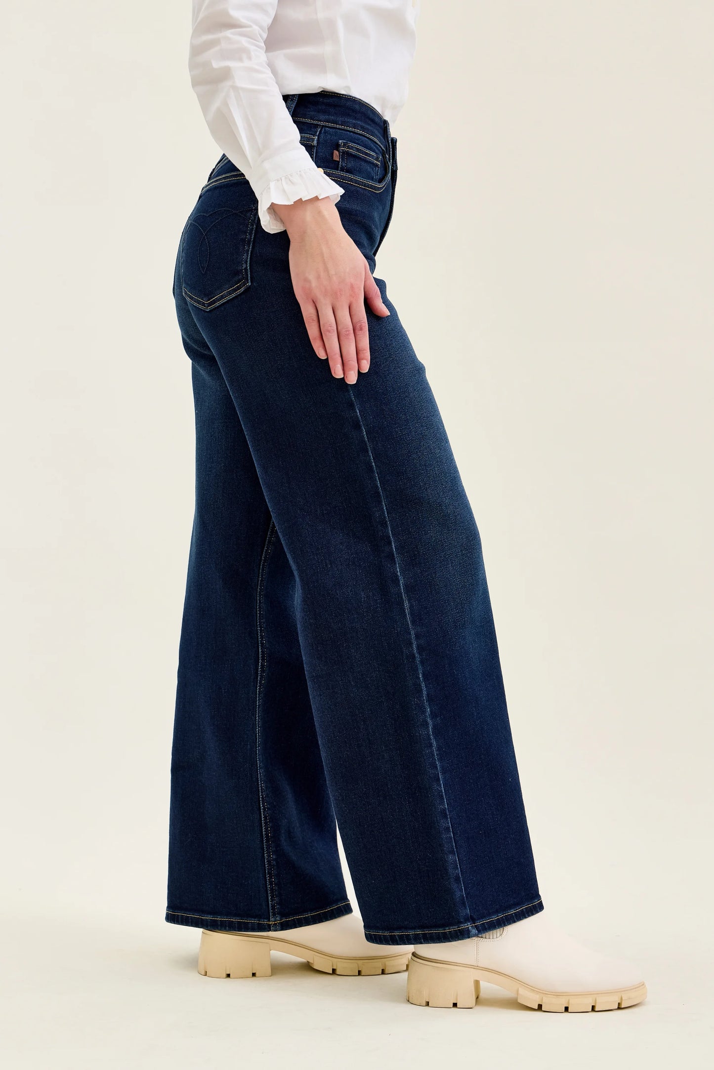 82748 PETITE HW LUX Retro Wide DK Twilight Blue Judy Blue Jeans