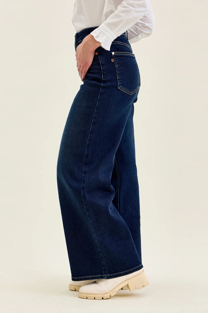 82748 PETITE HW LUX Retro Wide DK Twilight Blue Judy Blue Jeans