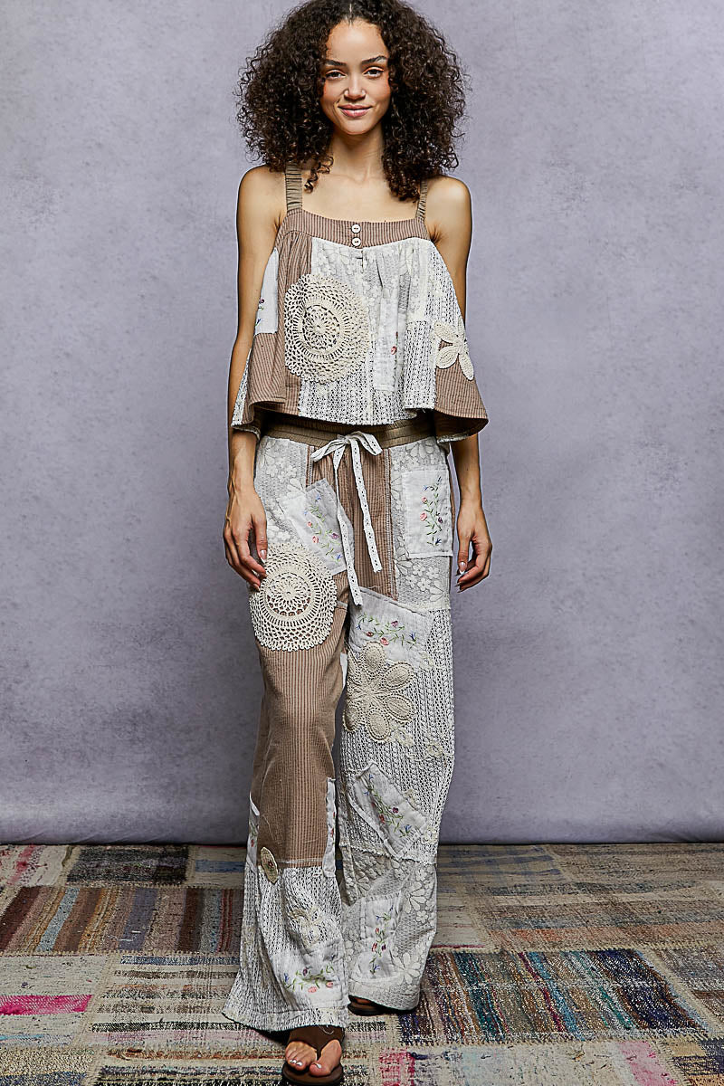 Relaxed fit in woven with patch detail Pants POL