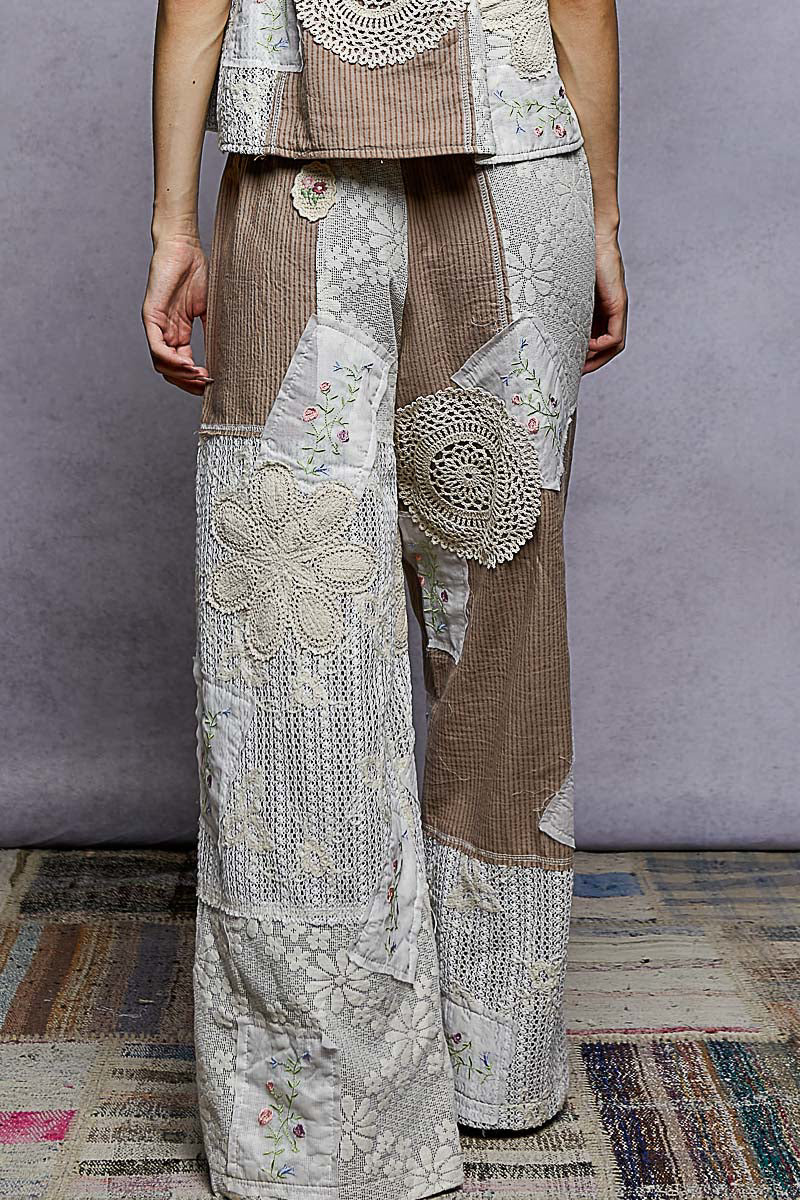 Relaxed fit in woven with patch detail Pants POL