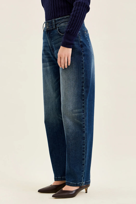 881131 – HW Marlow Arc with Double Waistband Judy Blue Jeans