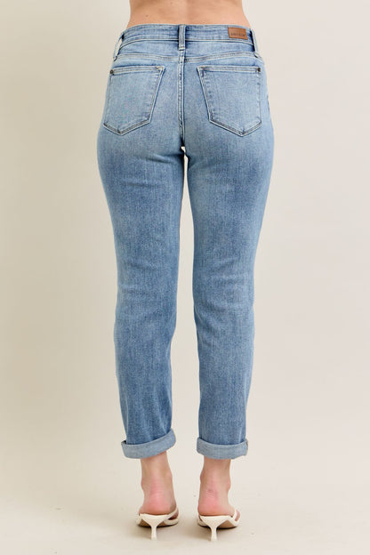 82335 Mid Rise Bleach Wash Boyfriend Jeans Judy Blue
