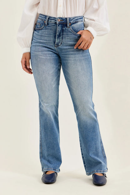 881162 HW Daisy Bootcut | Instant Classic Indigo Jeans
