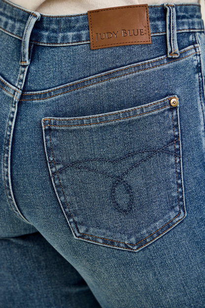 Judy Blue 881186 Dottie Wide Crop – MD Quarry Fade Jeans