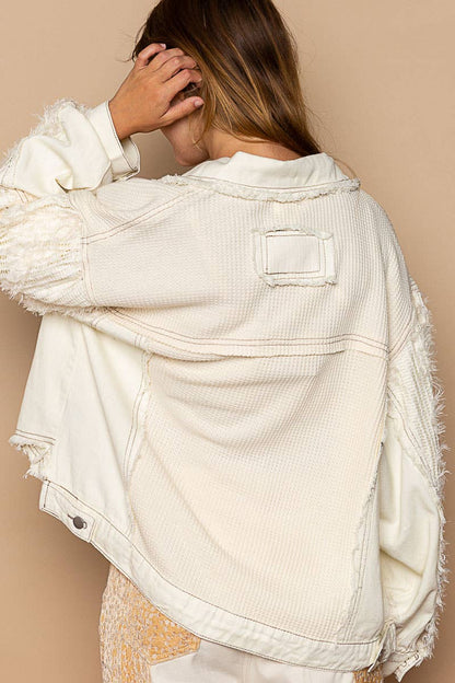 Collared button down frayed textures chest pocket jacket: S / CREAM