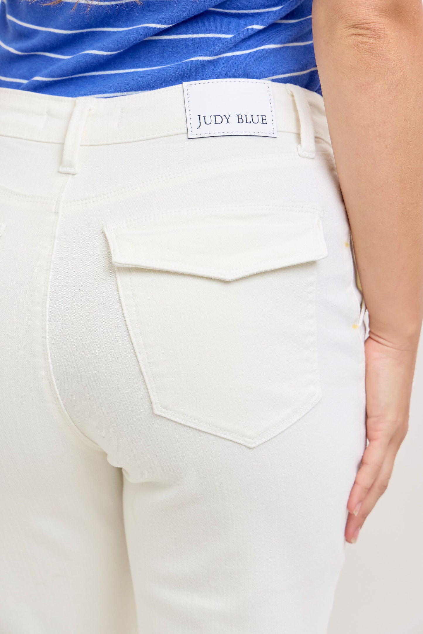 Judy Blue HW Aurora Weekender Jeans – Style 881083 (White)