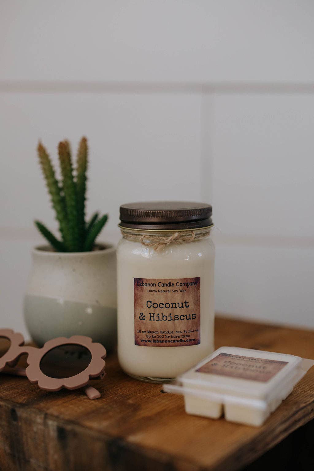 Coconut & Hibiscus Candle