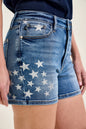 150377 Judy Blue HW Slim Short w/ Star Splatter