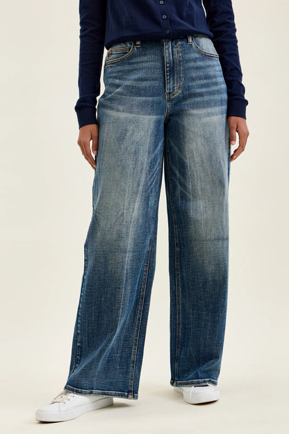 881157 HW WILHELMINA Baggy MD Vintage Blast Jeans Judy Blue