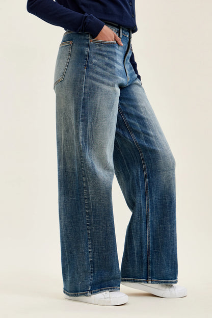 881157 HW WILHELMINA Baggy MD Vintage Blast Jeans Judy Blue