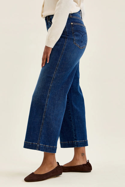 881187 HW TC Claudia Ankle Wide Judy Blue Jeans