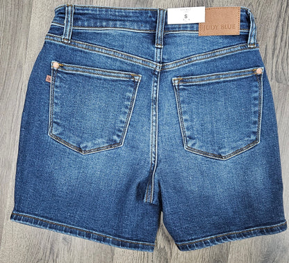 15298 Judy Blue 2 Button Mid length Dad Shorts