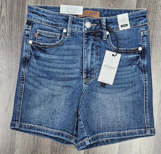 150334 Judy Blue MR Tummy Control Mid Length Shorts