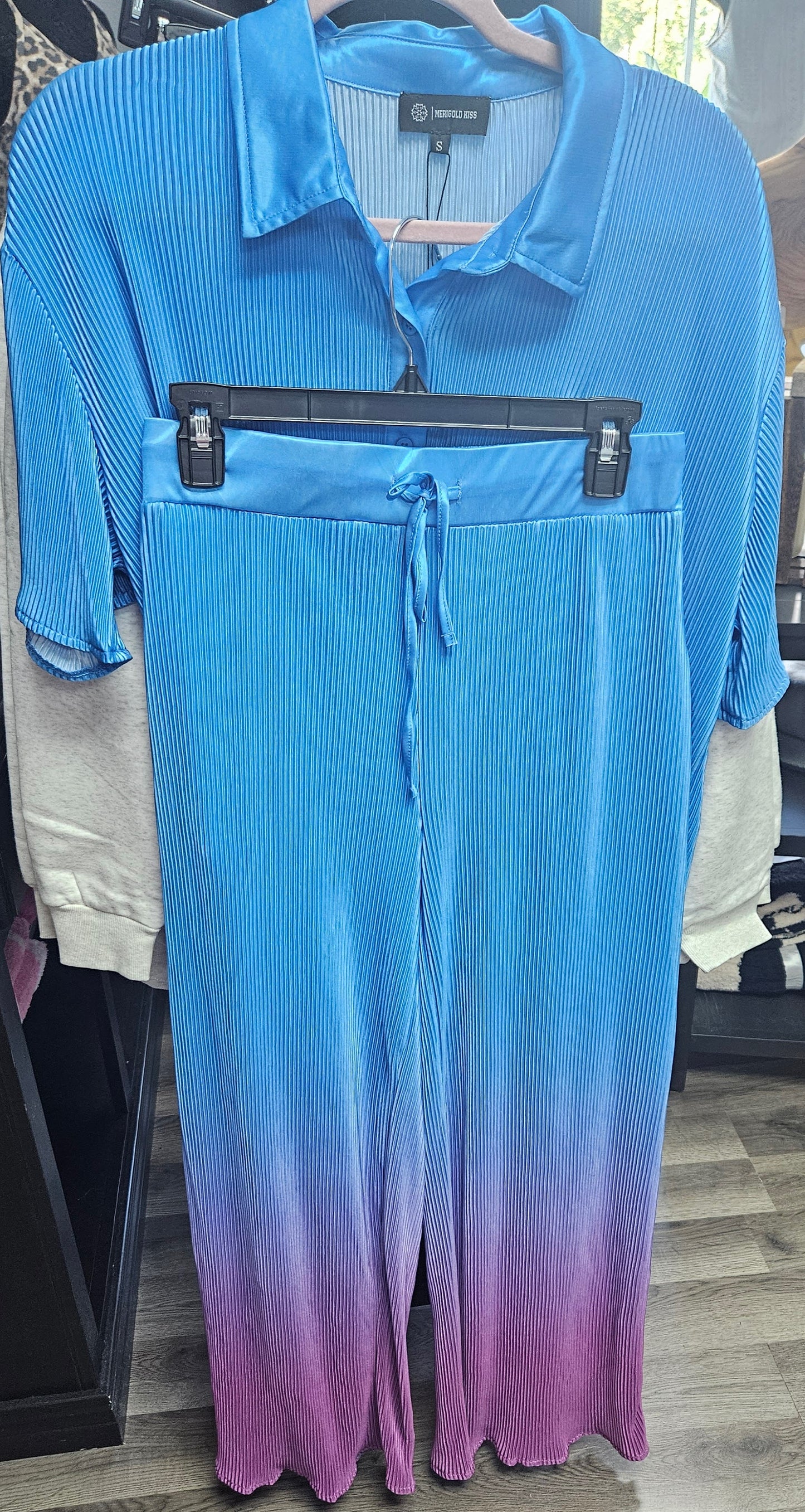 MK368 Gradient Color Press Pleated Set