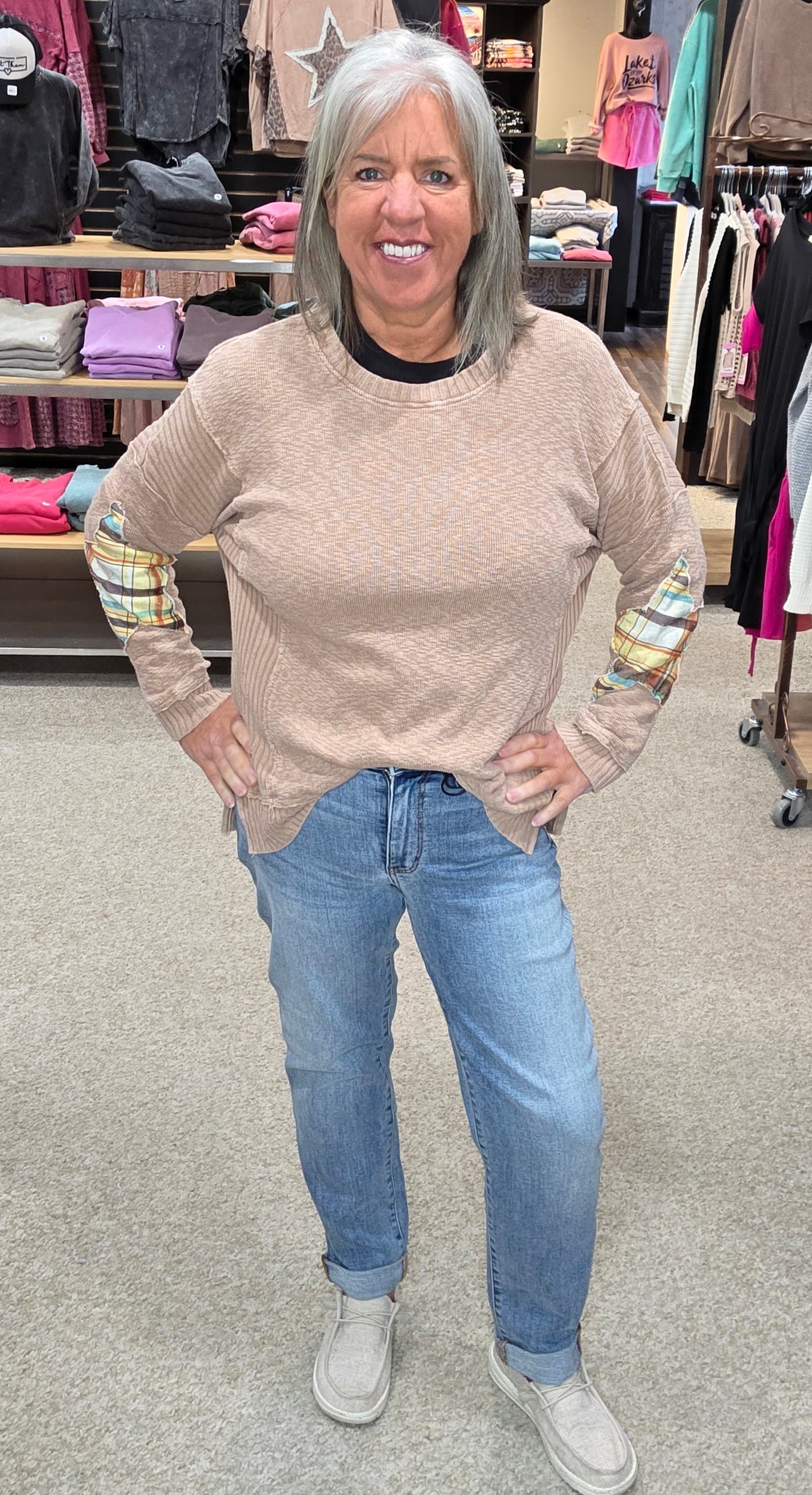 82703 Judy Blue Mid-Rise Boyfriend Jeans