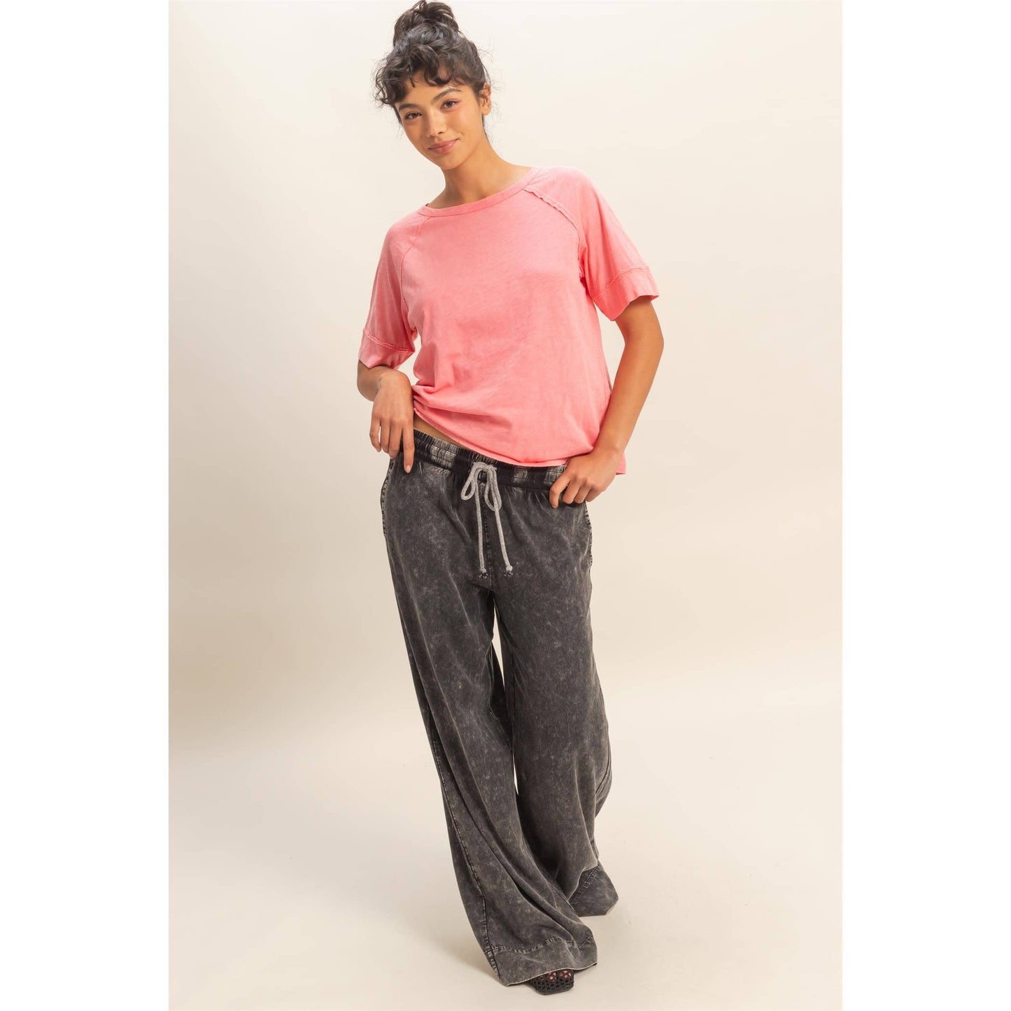 Hyfve DZ26A655 Acid Washed Boxy Tee