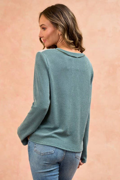 LMT4804-Bold and basic cut ou rib top