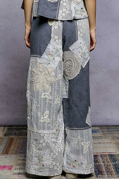 Relaxed fit in woven with patch detail Pants POL