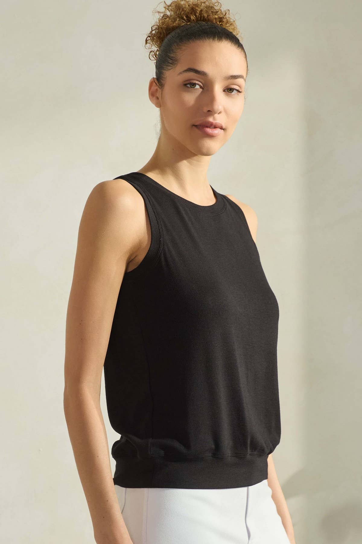 Women's Ribbed Viscose Crew Neck Loose Fit Tank XL