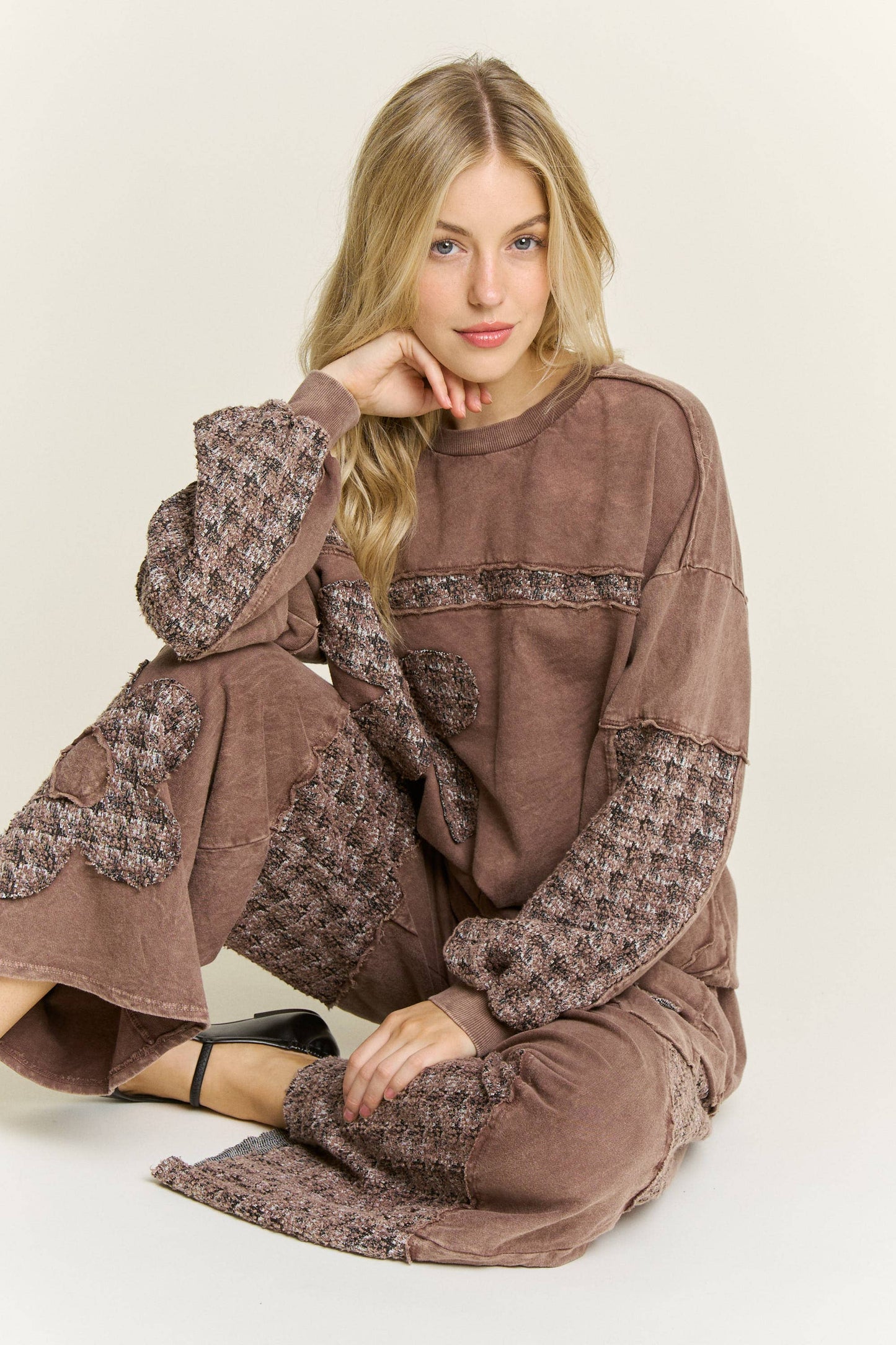 Mineral Washed Tweed Daisy patch Wide leg pants HP6751