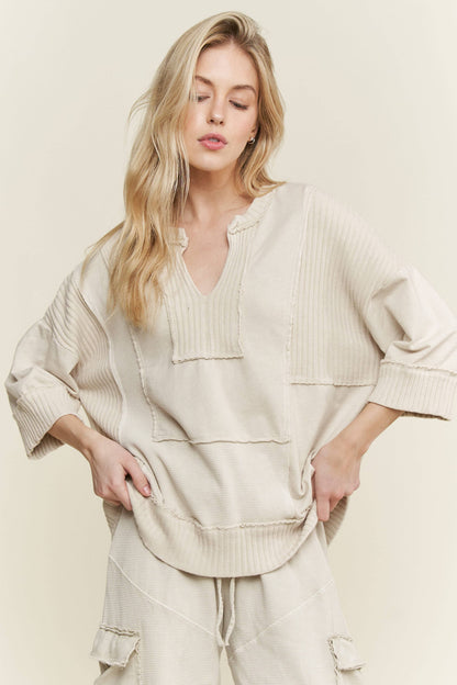 Mineral Washed Split Neckline sweatshirt HT6291