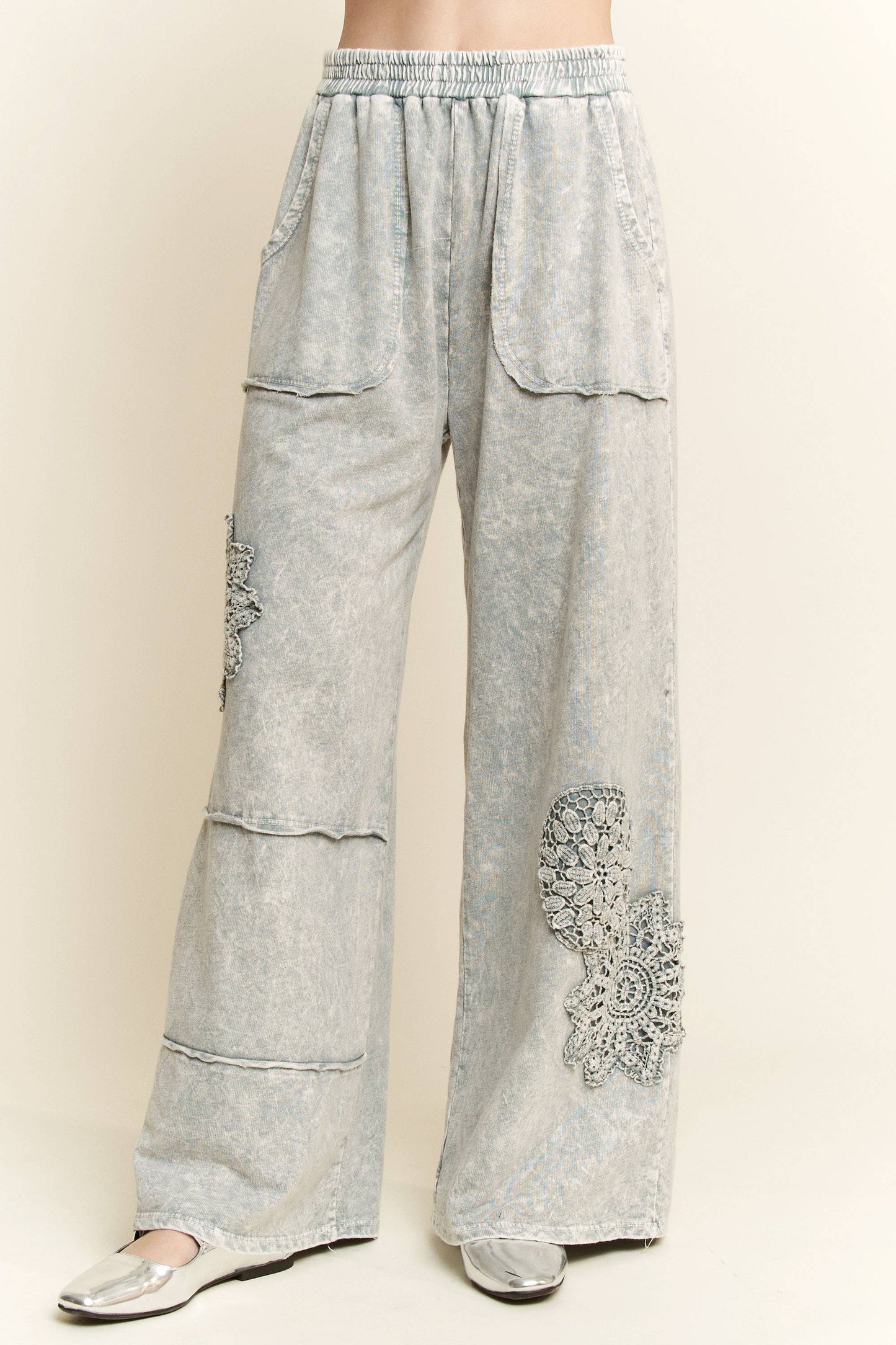 Mineral Washed Doily Wide leg straight pants HP6236