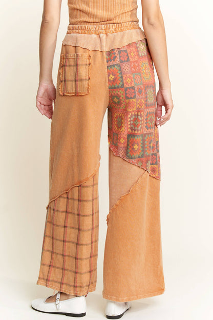 Mineral Wash Contrast Patch Wide Leg Pants HP5767
