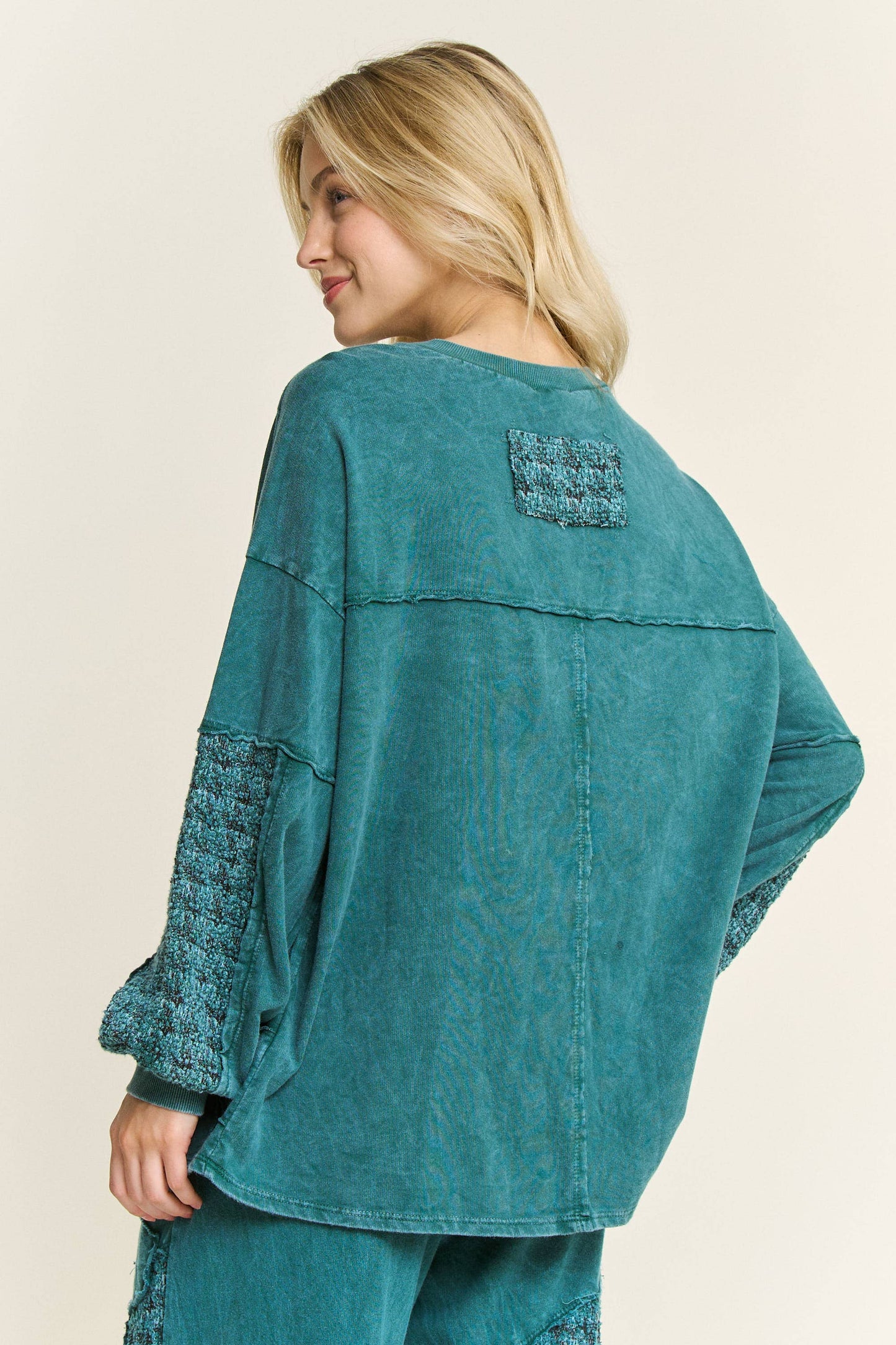 Mineral Washed Tweed Daisy patch Long sleeve top HT6761