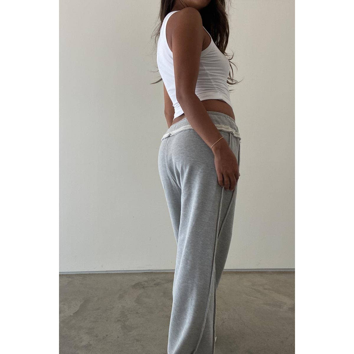 EXPOSED SEAM SWEATPANTS: M / H.GREY