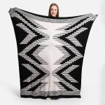 Super Soft Tribal Arrow Knit ComfyLuxe Blanket
