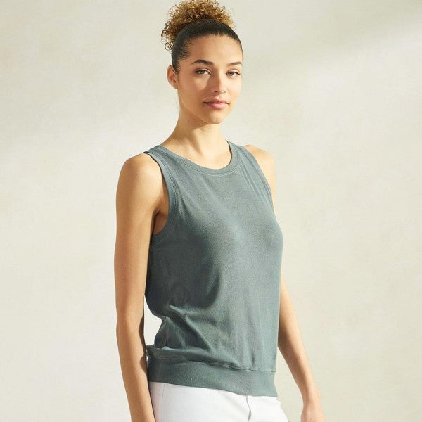 Women's Ribbed Crew Neck Tank Top
