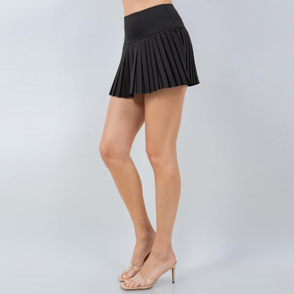 Black Pleated Skort with Pockets Shorts