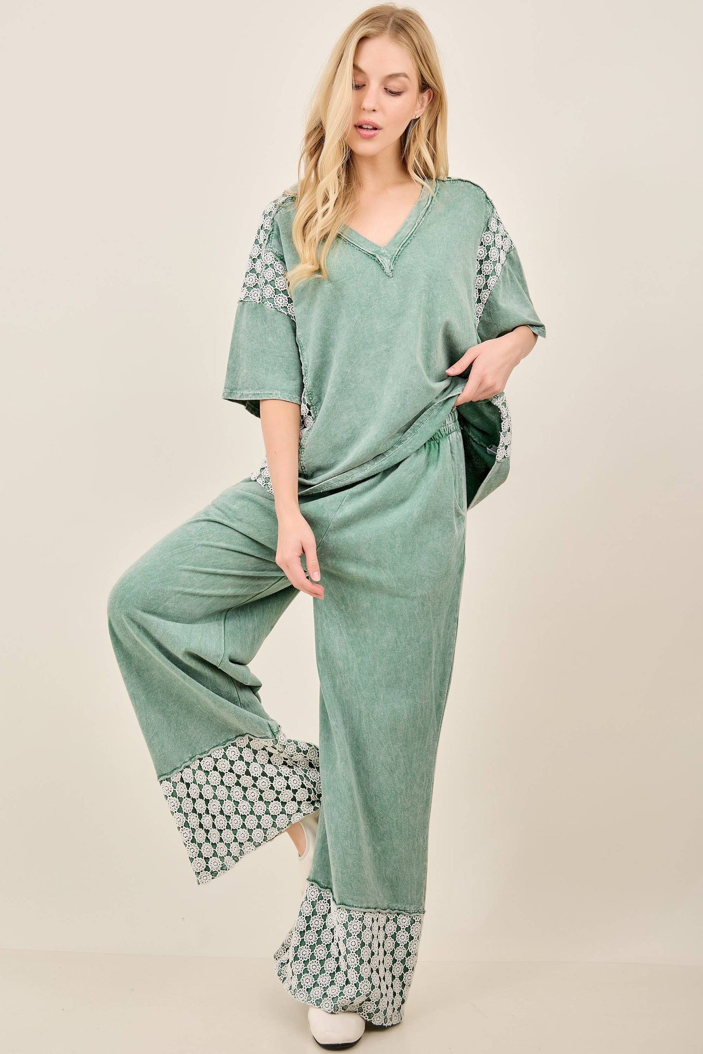 Mineral Washed Flower Daisy Long Leg Pants HP6016P1