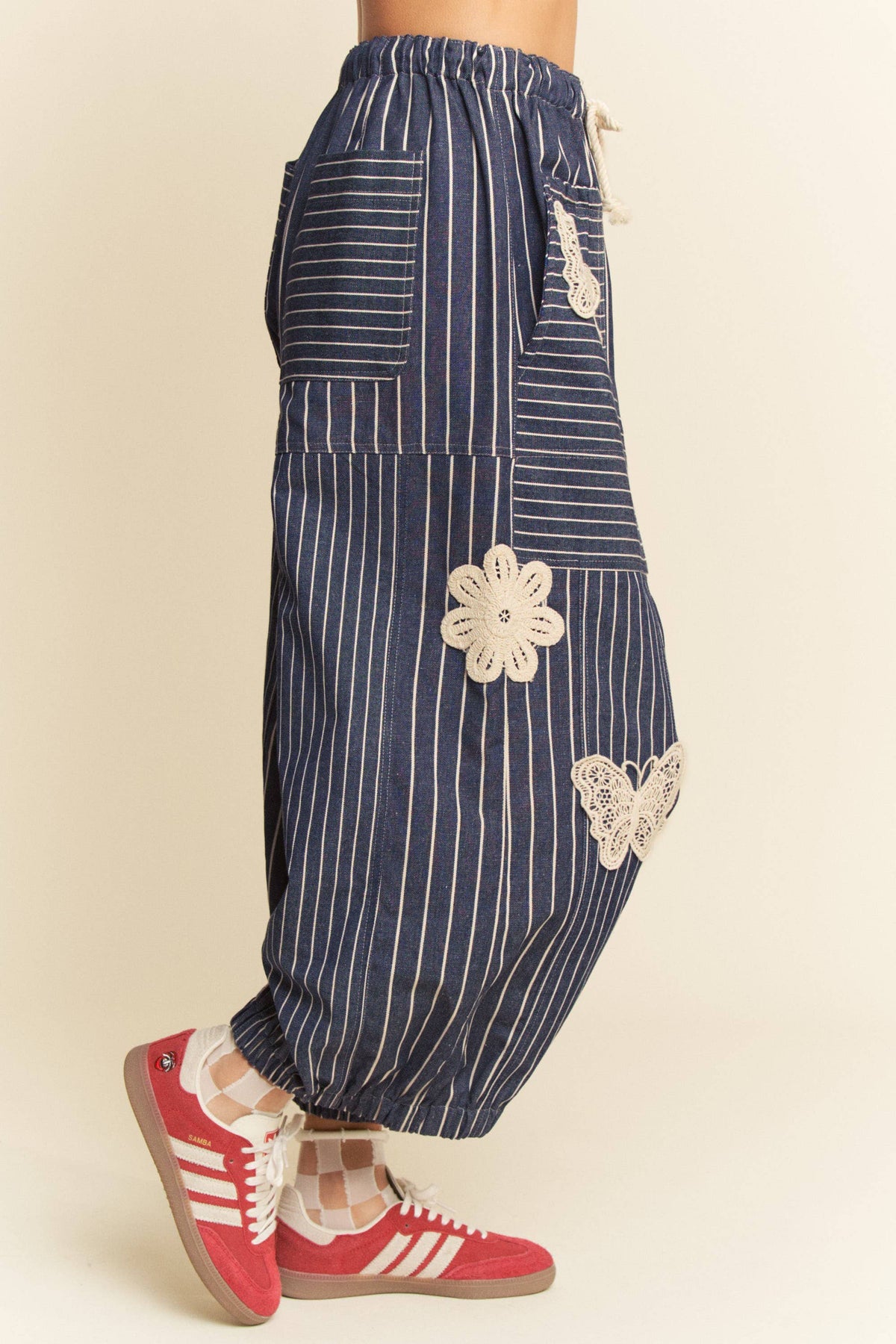 Crochet Applique Striped Barrel Pants