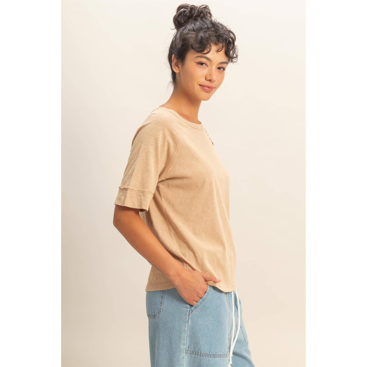 Hyfve DZ26A655 Acid Washed Boxy Tee