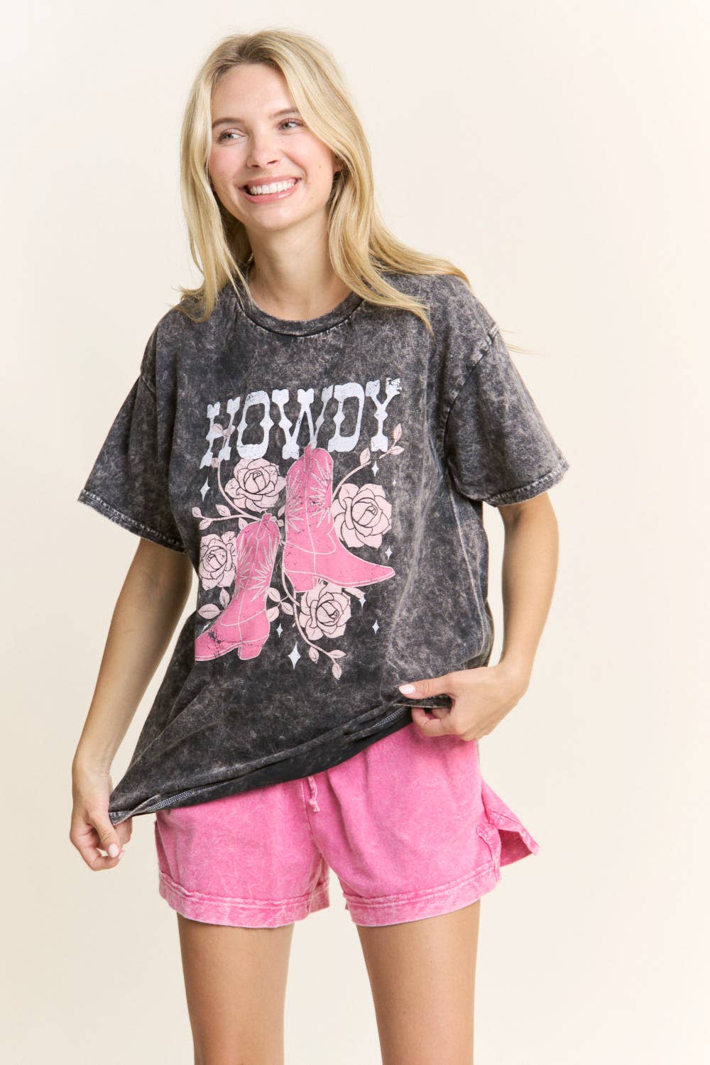 Mineral Wash Light Shorts with Pocket and Side Slit HP5692