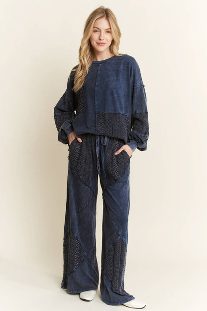 Mineral Wash Lace detailed Long Sleeve sweatshirt HT6027