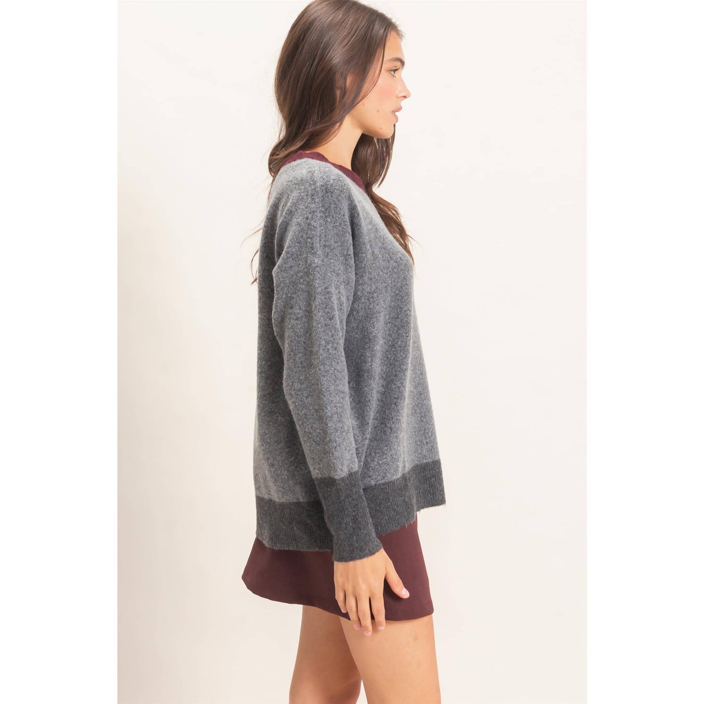 HYFVE Color block Visible Seam Sweater HF26E151