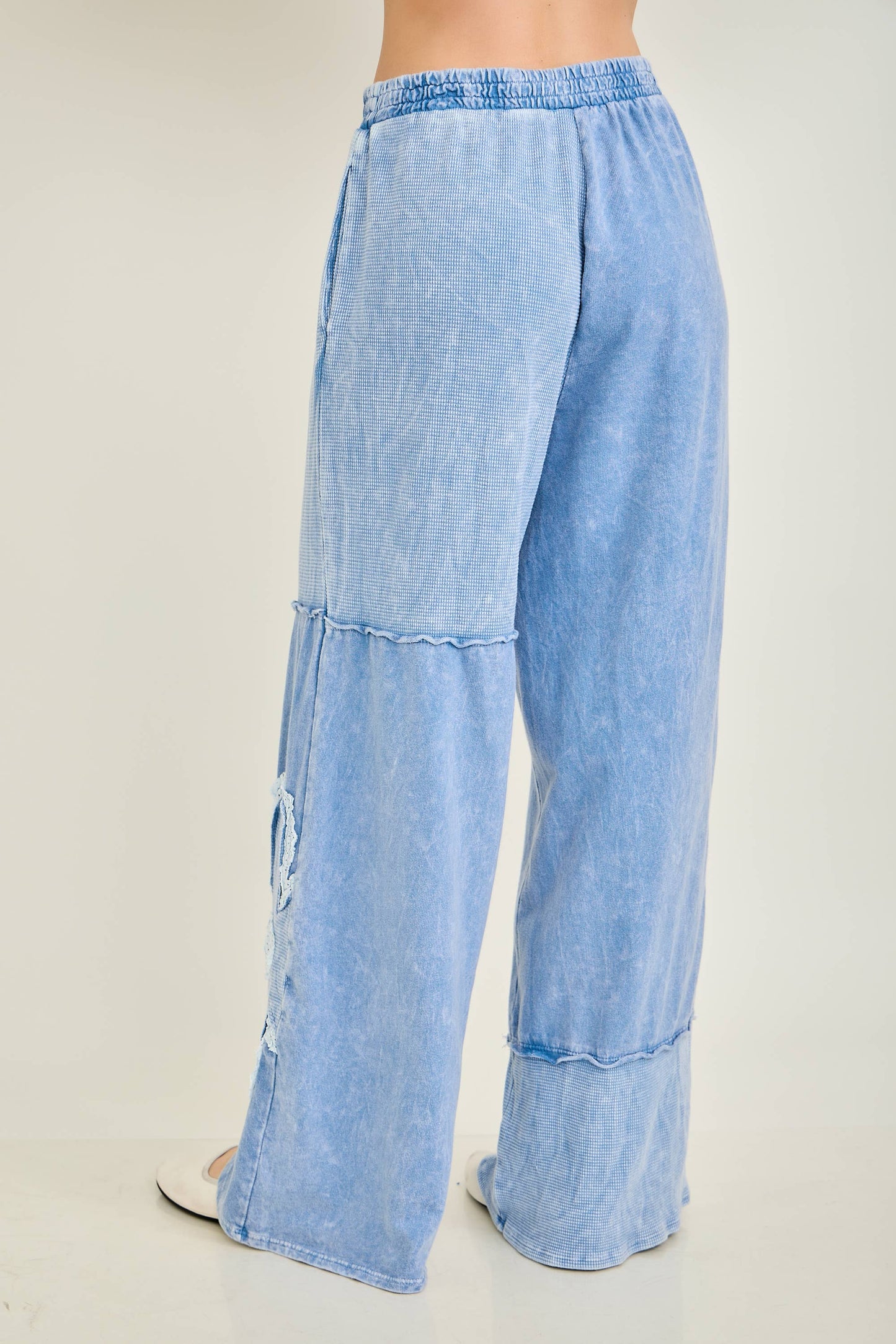 Mineral Washed Half cut Daisy terry thermal Pants HP6809