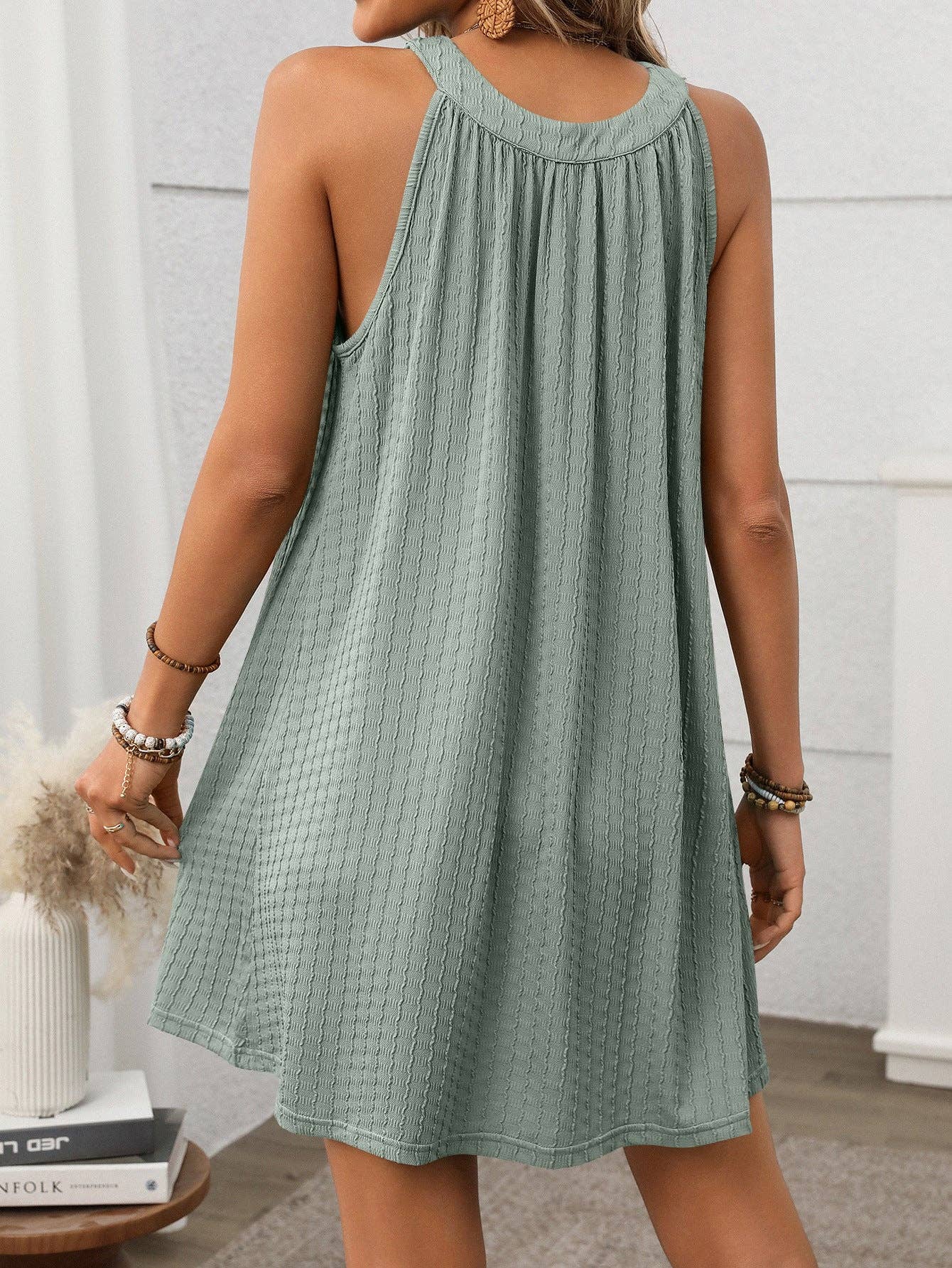 Solid Color Round Neck Hanging Neck Loose Sleeveless Dress Women
