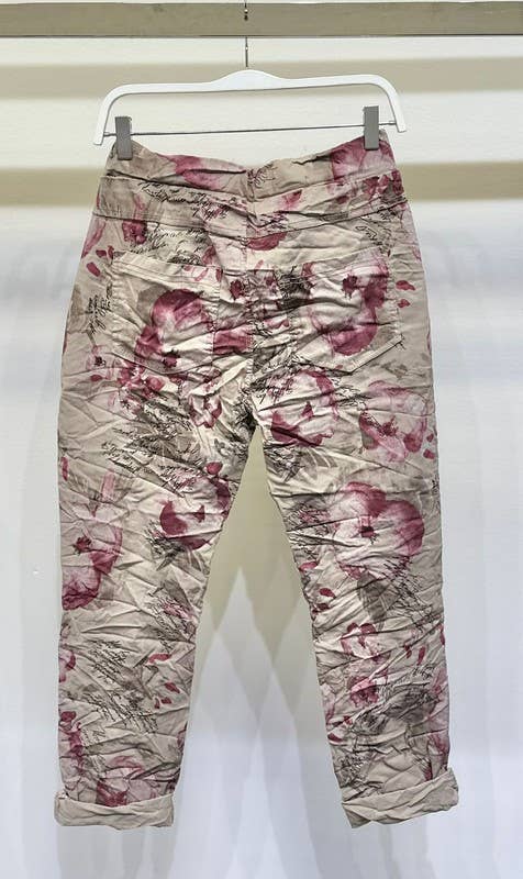 Cursive Lettering Floral Print Crinkle Joggers