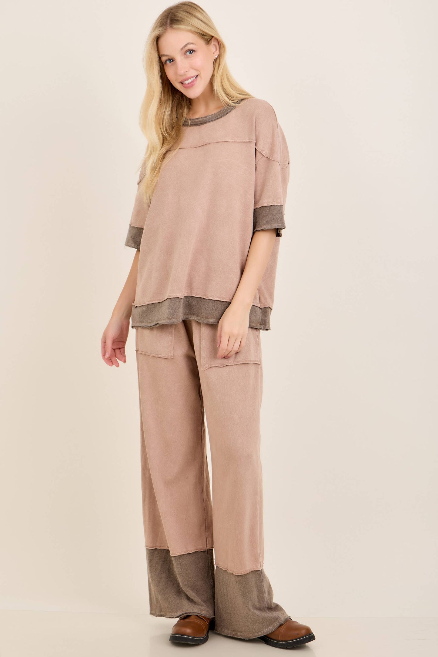 Mineral Washed Contrast Block Terry Top HT7540