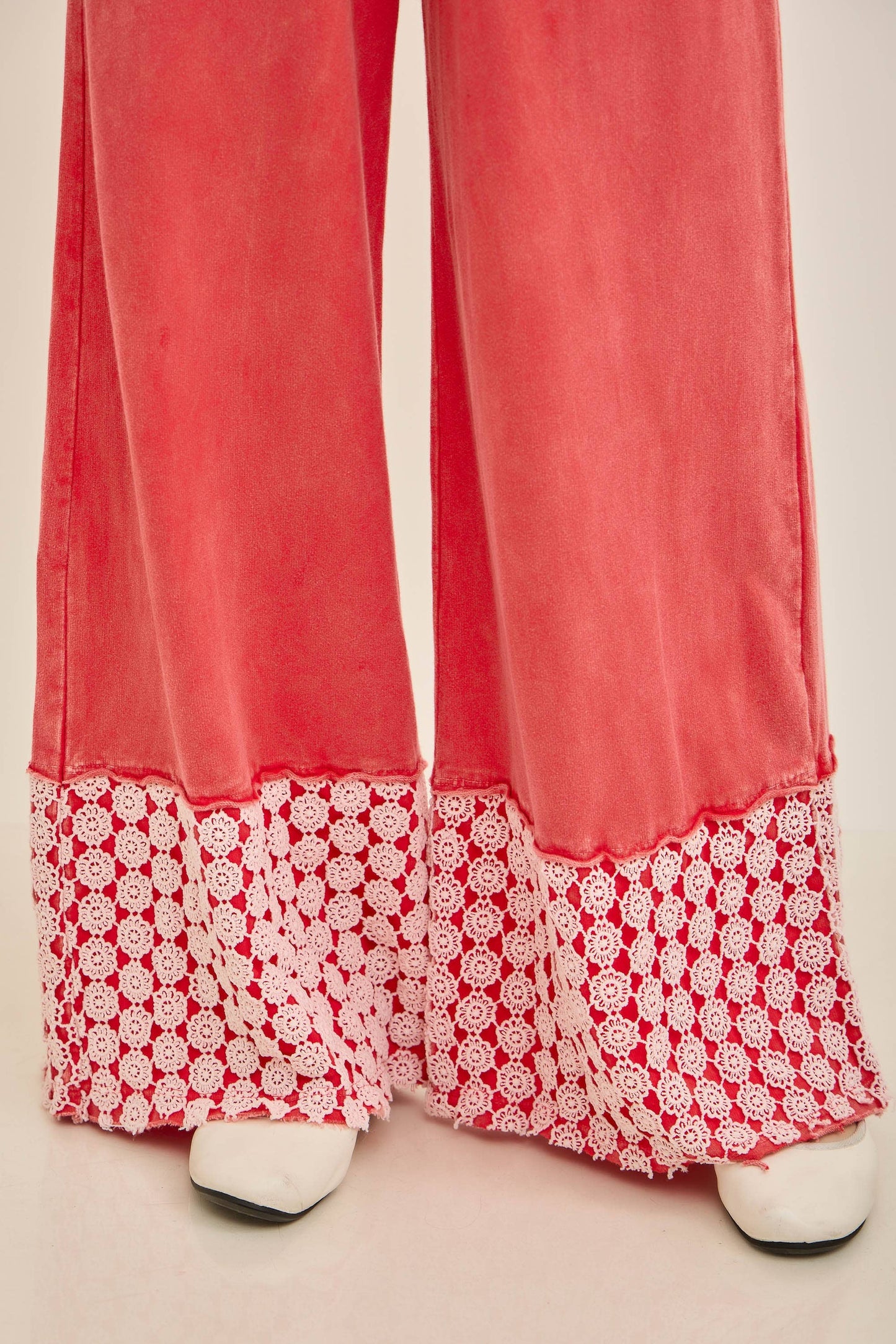 Mineral Washed Flower Daisy Long Leg Pants HP6016P1